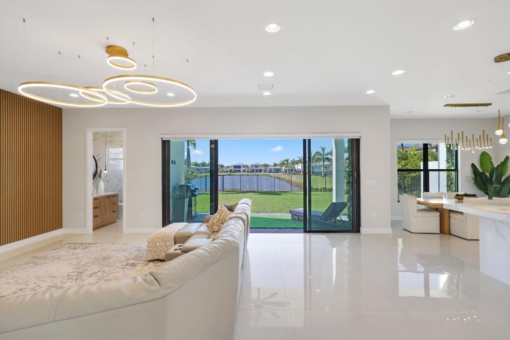 Photo of 20273 Somerset Hills Drive, Boca Raton, FL 33434 (MLS # R11158986)