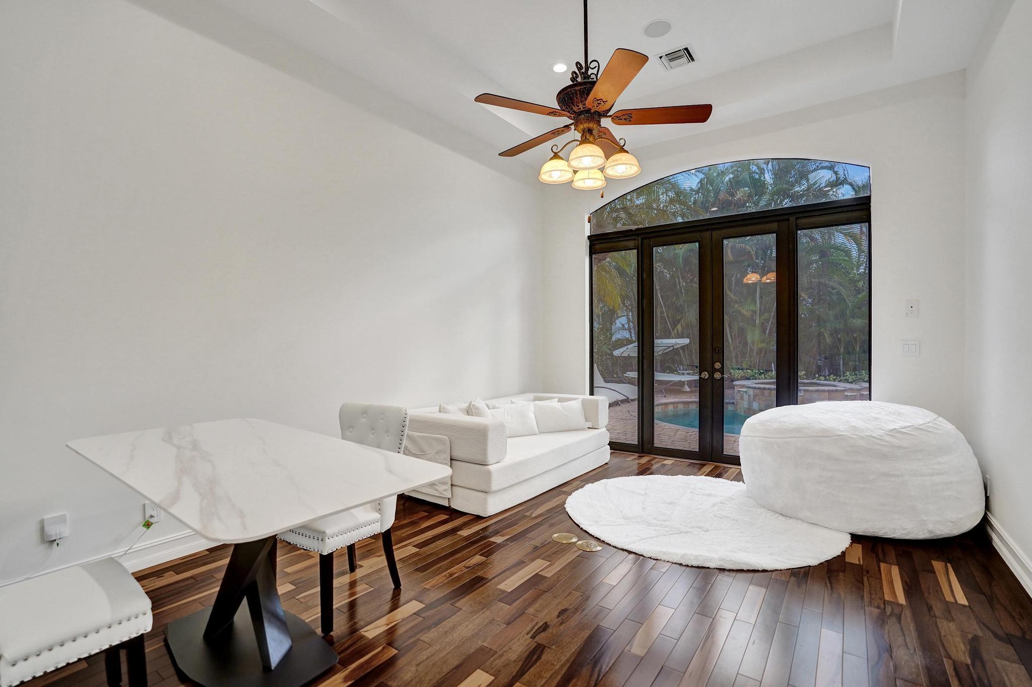 OAKS AT BOCA RATON 1 - Residential Lease