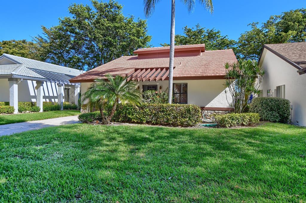 EQUESTRIAN / Fairmount Place - Residential