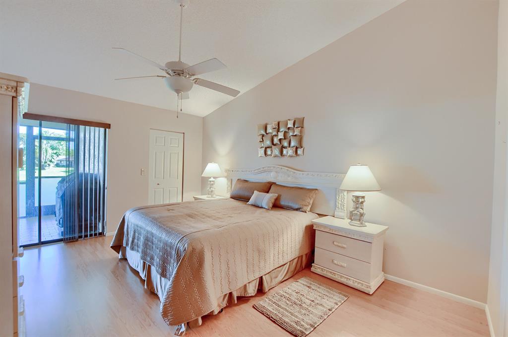 EQUESTRIAN / Fairmount Place - Residential