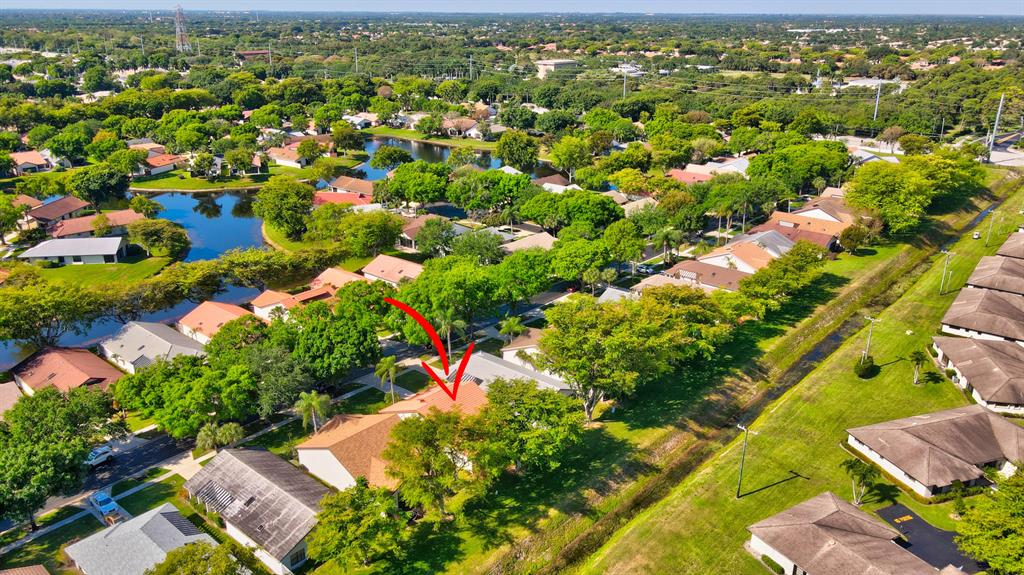 EQUESTRIAN / Fairmount Place - Residential