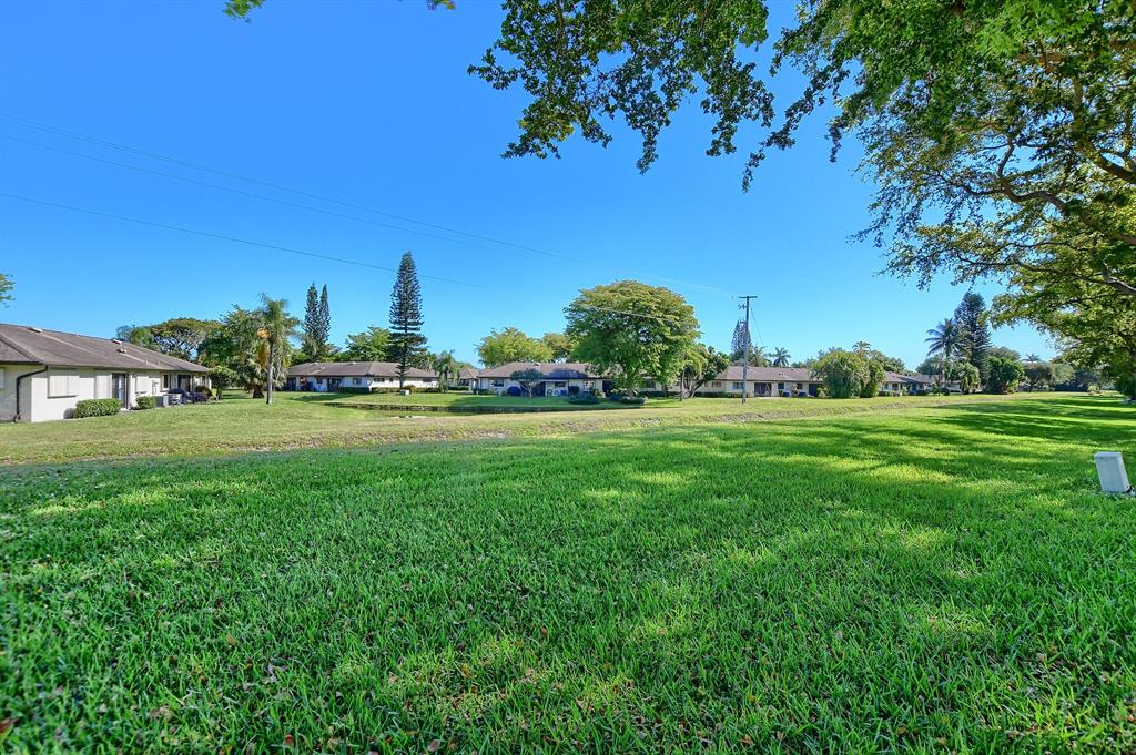 EQUESTRIAN / Fairmount Place - Residential