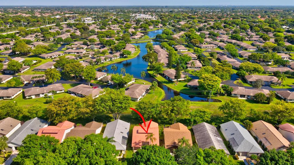 EQUESTRIAN / Fairmount Place - Residential