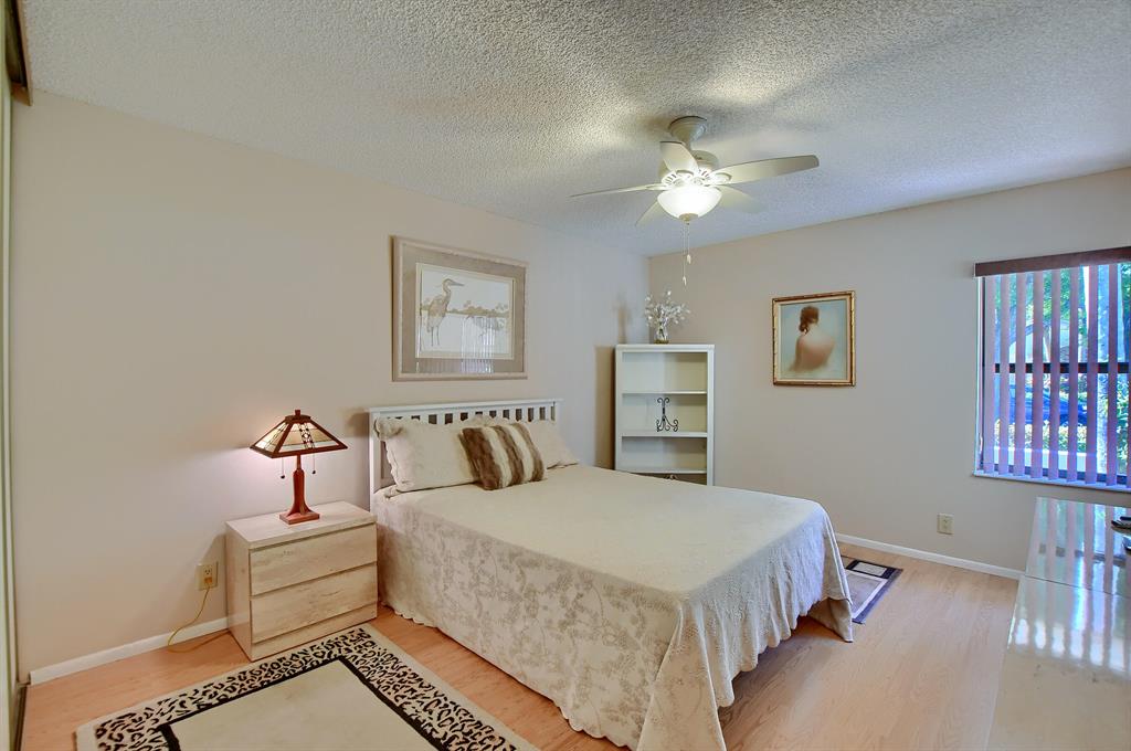 EQUESTRIAN / Fairmount Place - Residential