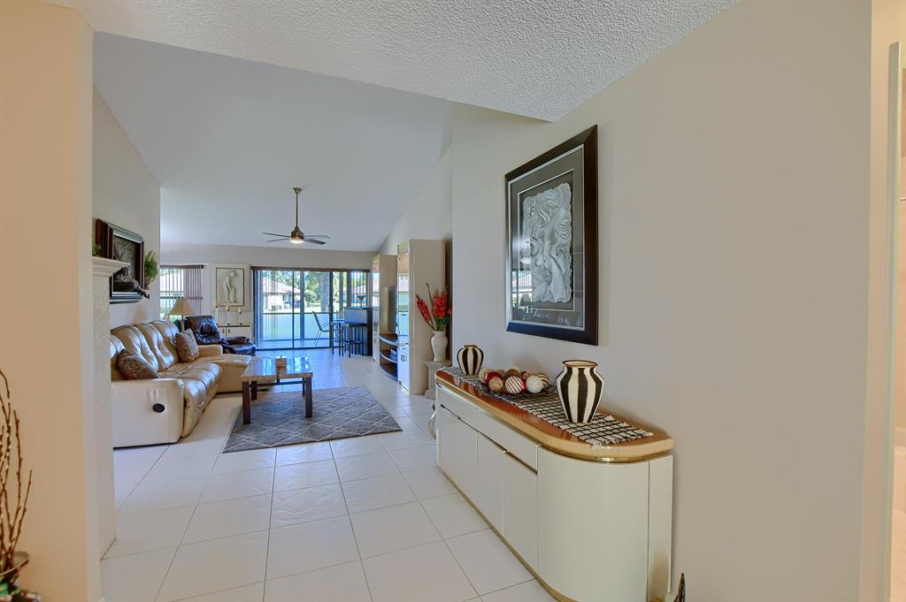 EQUESTRIAN / Fairmount Place - Residential