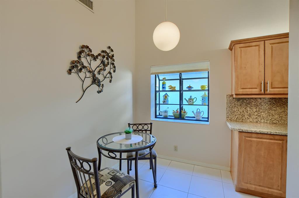 EQUESTRIAN / Fairmount Place - Residential