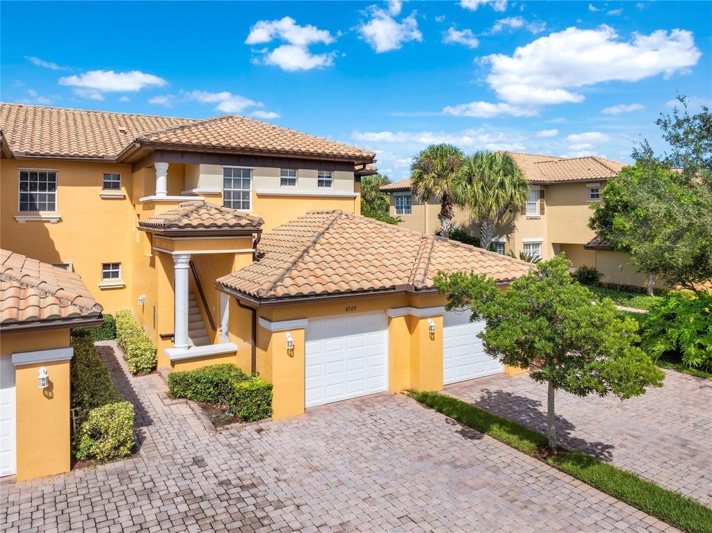 Photo of 8309 NW 128th Lane #21-F, Parkland, FL 33076 (MLS # F10483339)