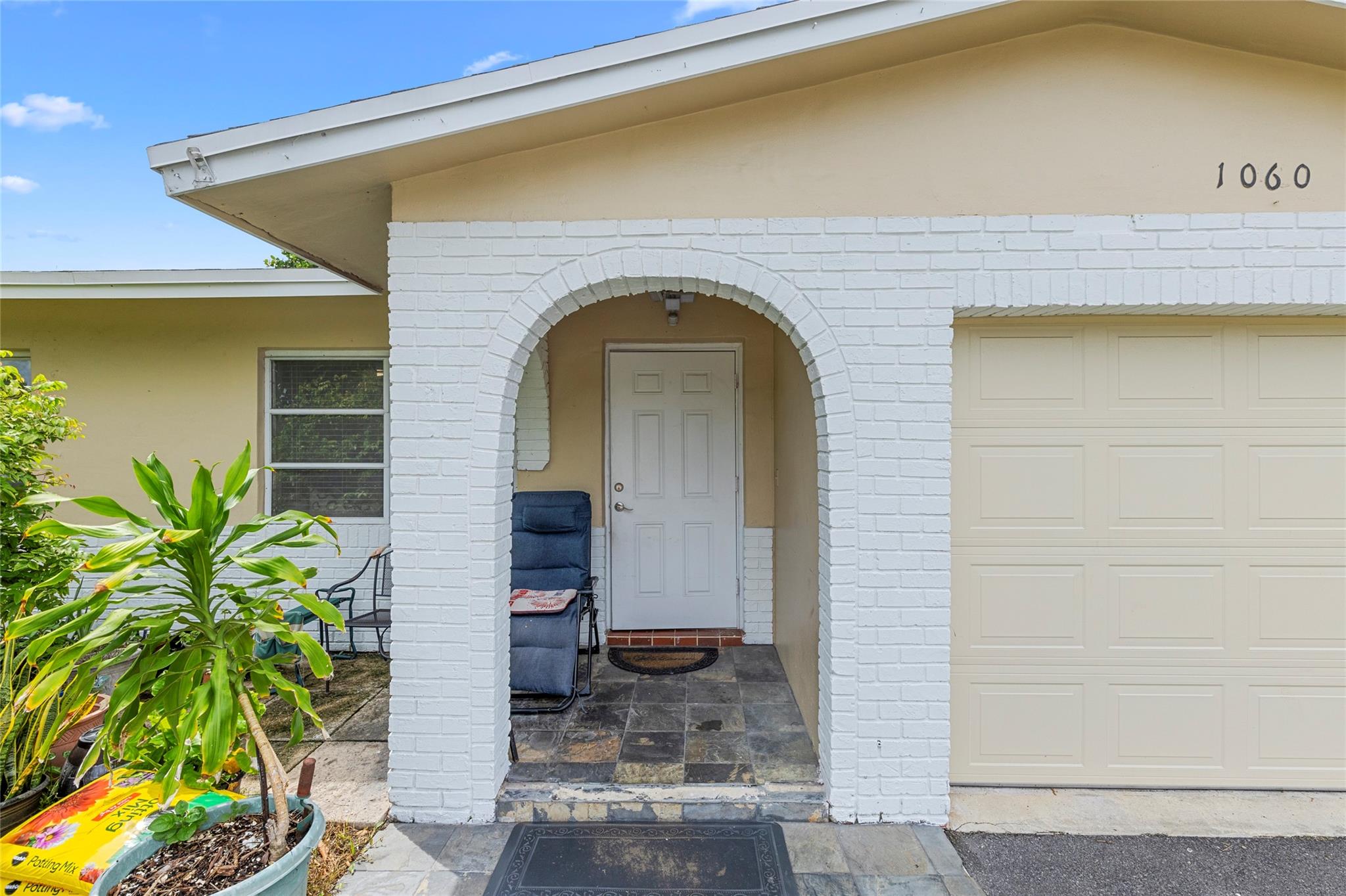 1060 NW 49th Ct