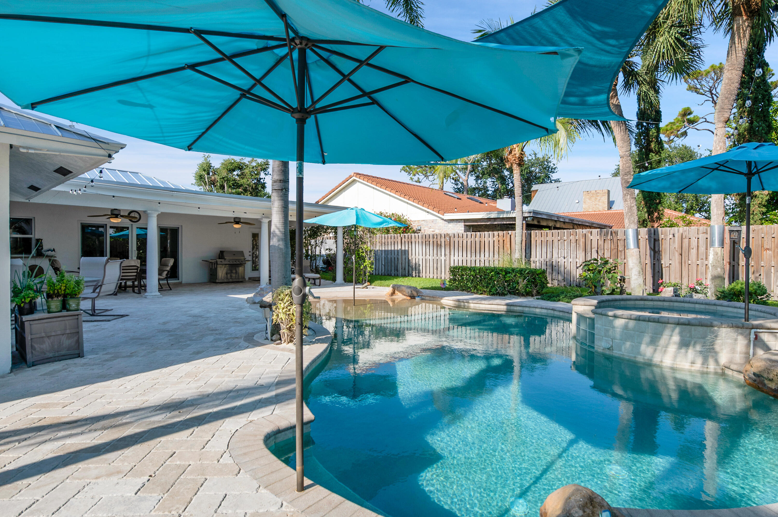 PALM BEACH FARMS - Residential