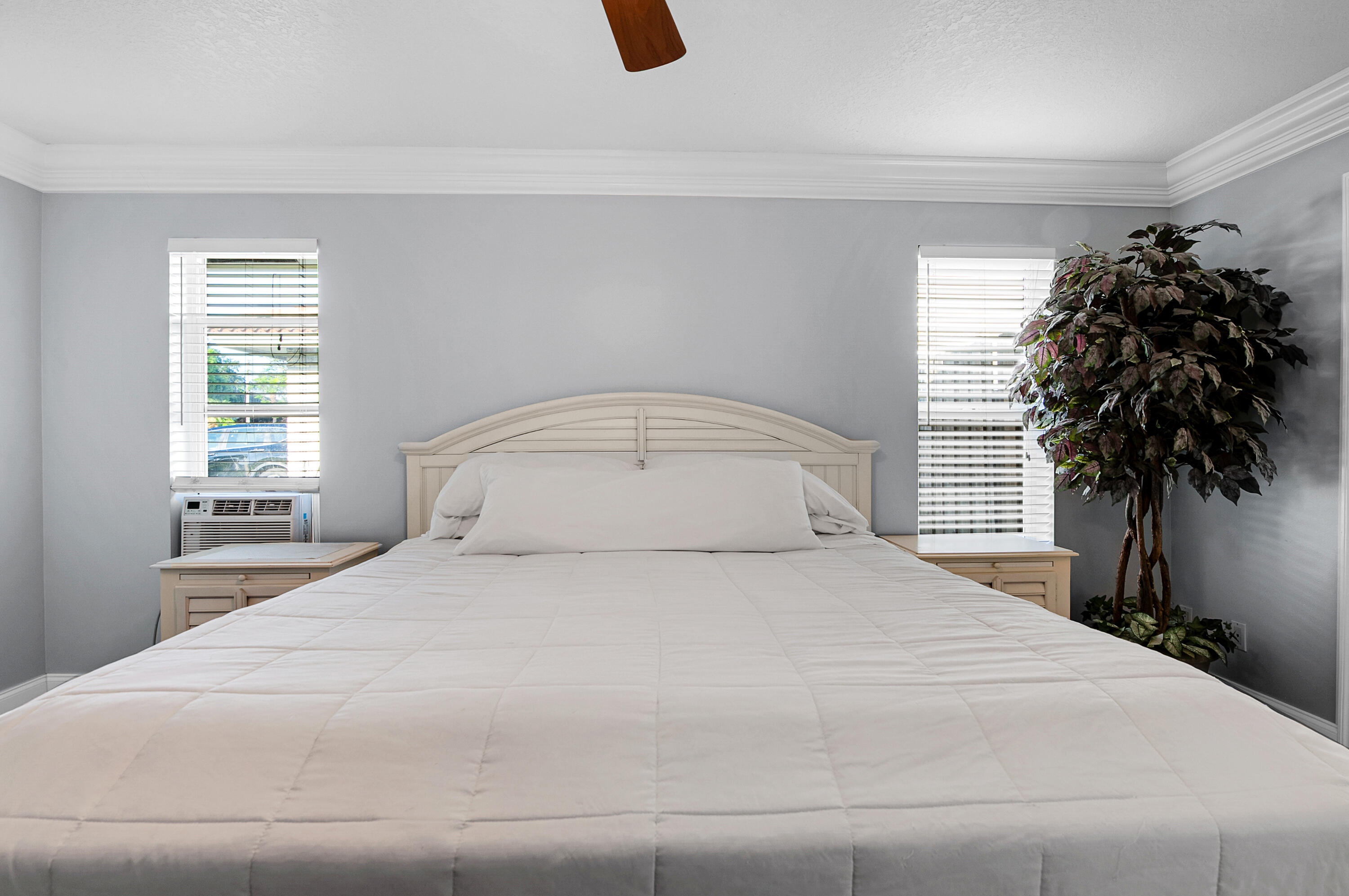 PALM BEACH FARMS - Residential