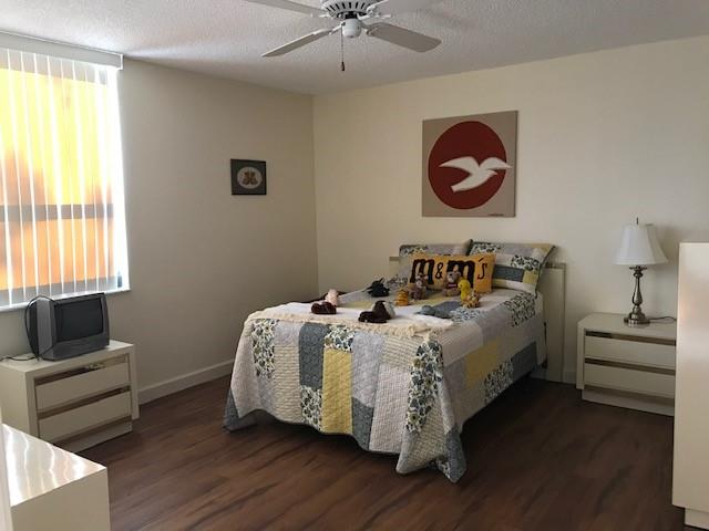 Lakes of Newport - Residential