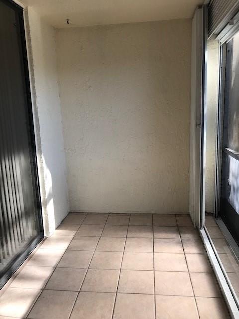 Lakes of Newport - Residential