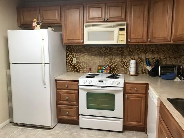 Lakes of Newport - Residential