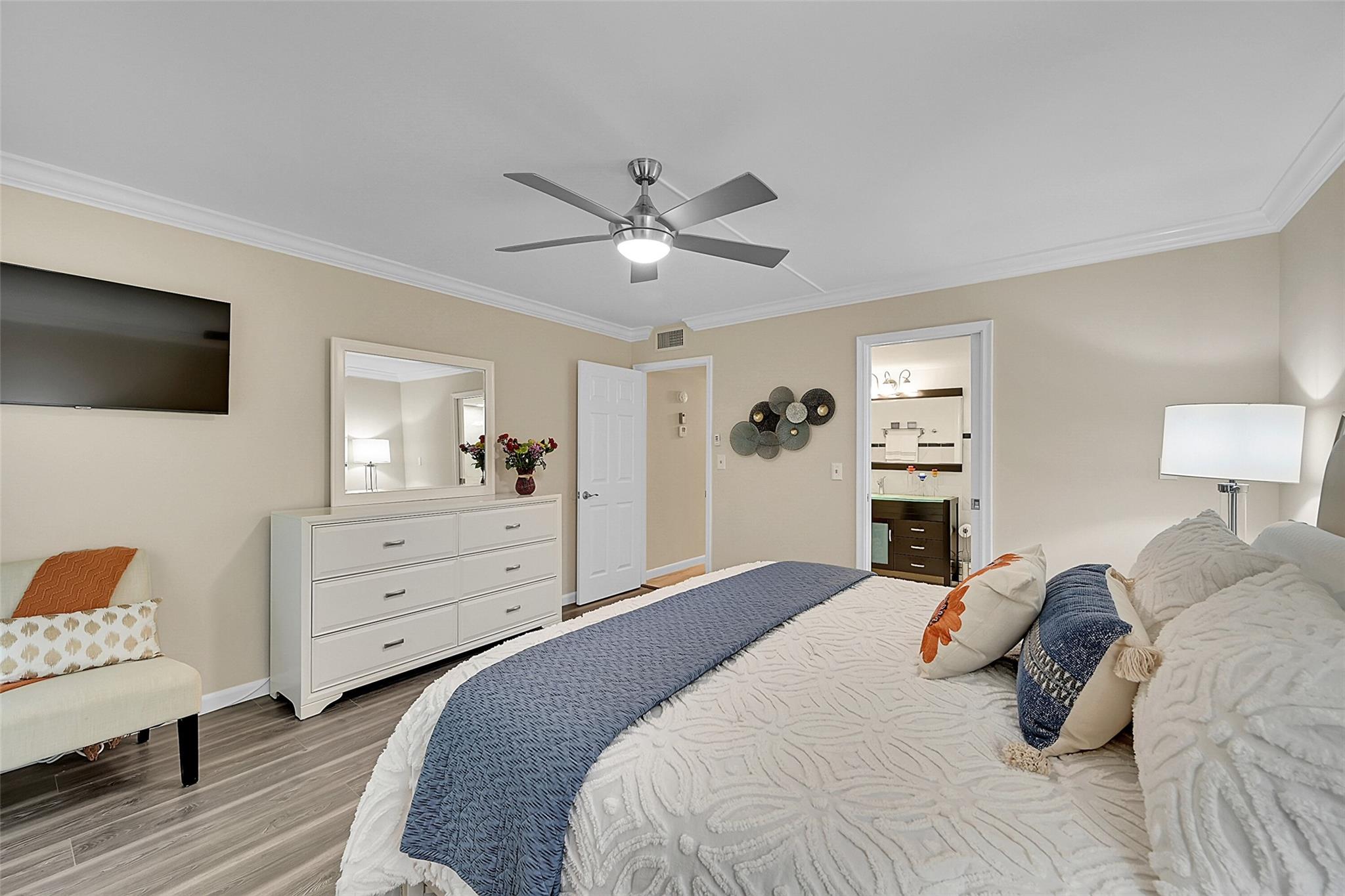 WYNMOOR VILLAGE - Residential
