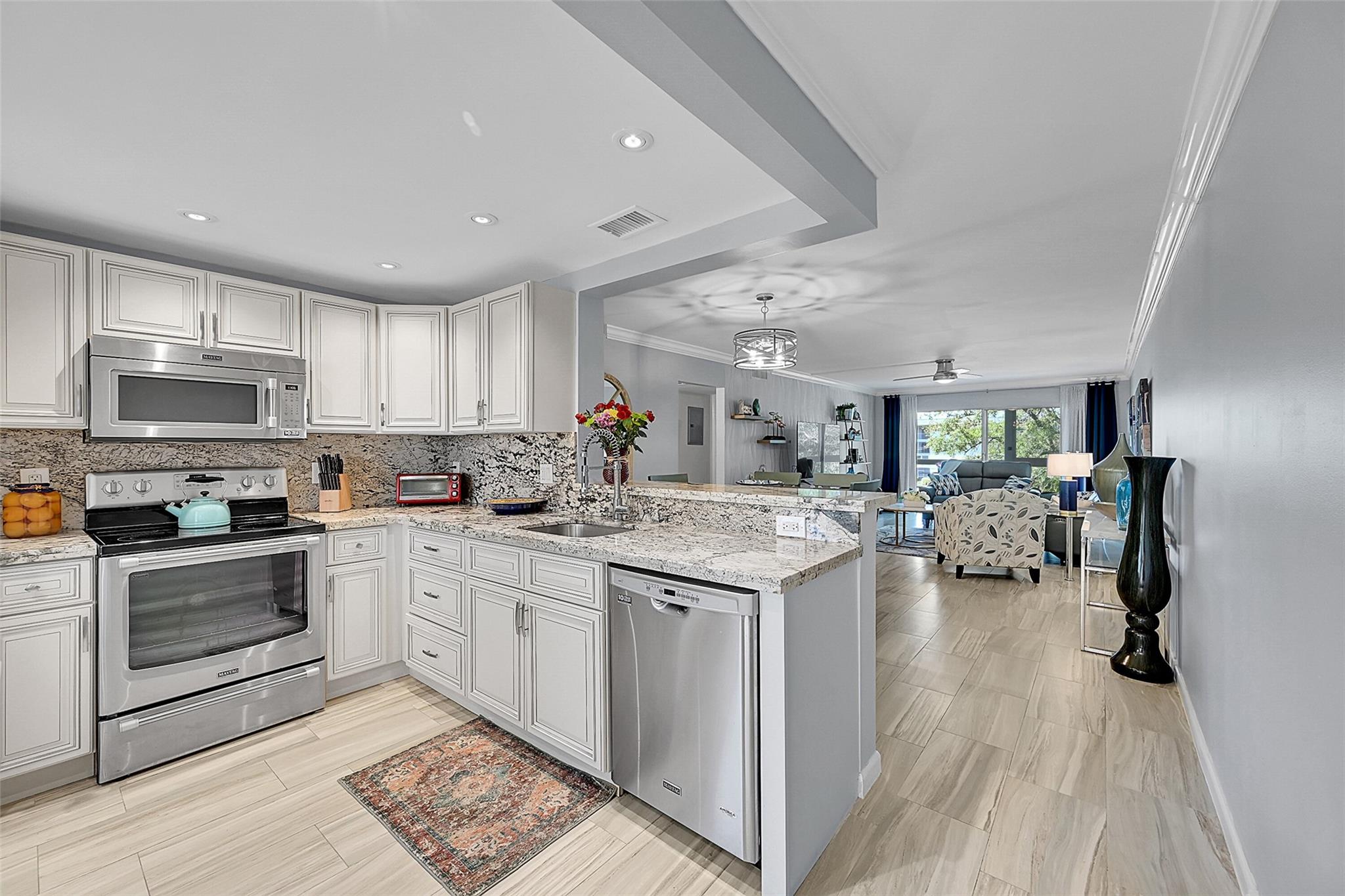 WYNMOOR VILLAGE - Residential