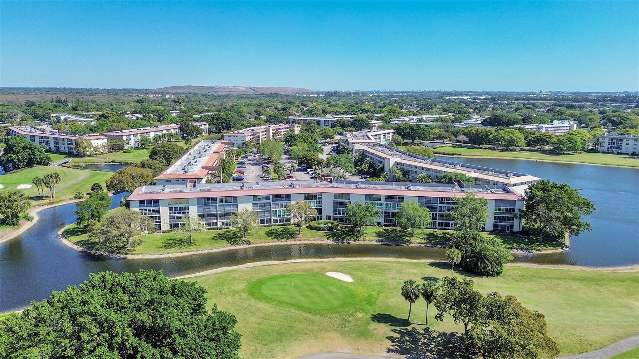 WYNMOOR VILLAGE - Residential