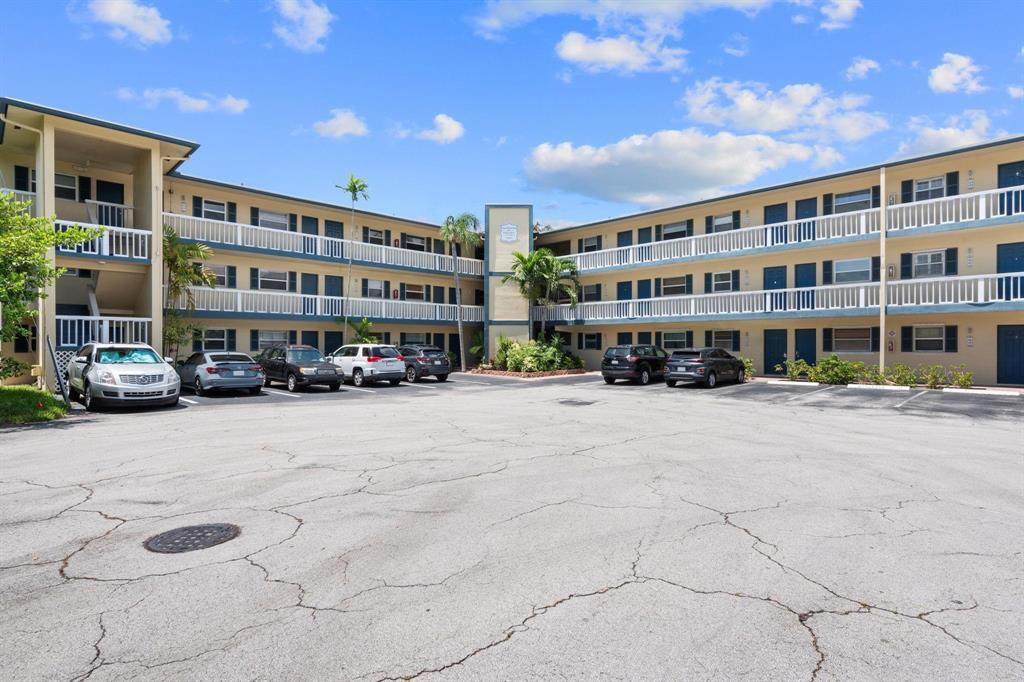 MOORING CONDO AT PINE CREST - Residential Lease