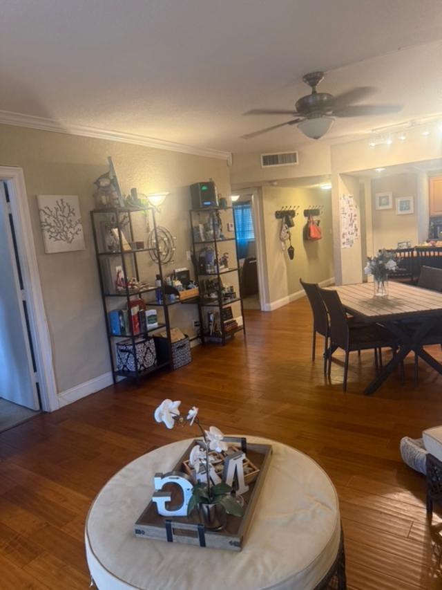 MOORING CONDO AT PINE CREST - Residential Lease