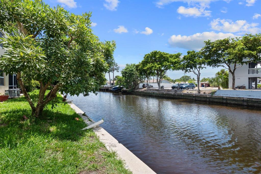 MOORING CONDO AT PINE CREST - Residential Lease