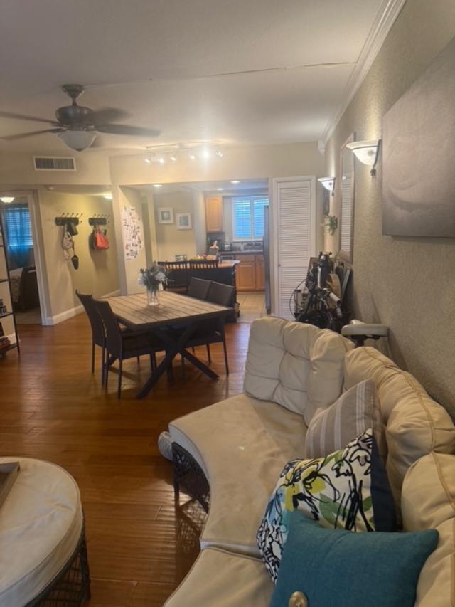 MOORING CONDO AT PINE CREST - Residential Lease