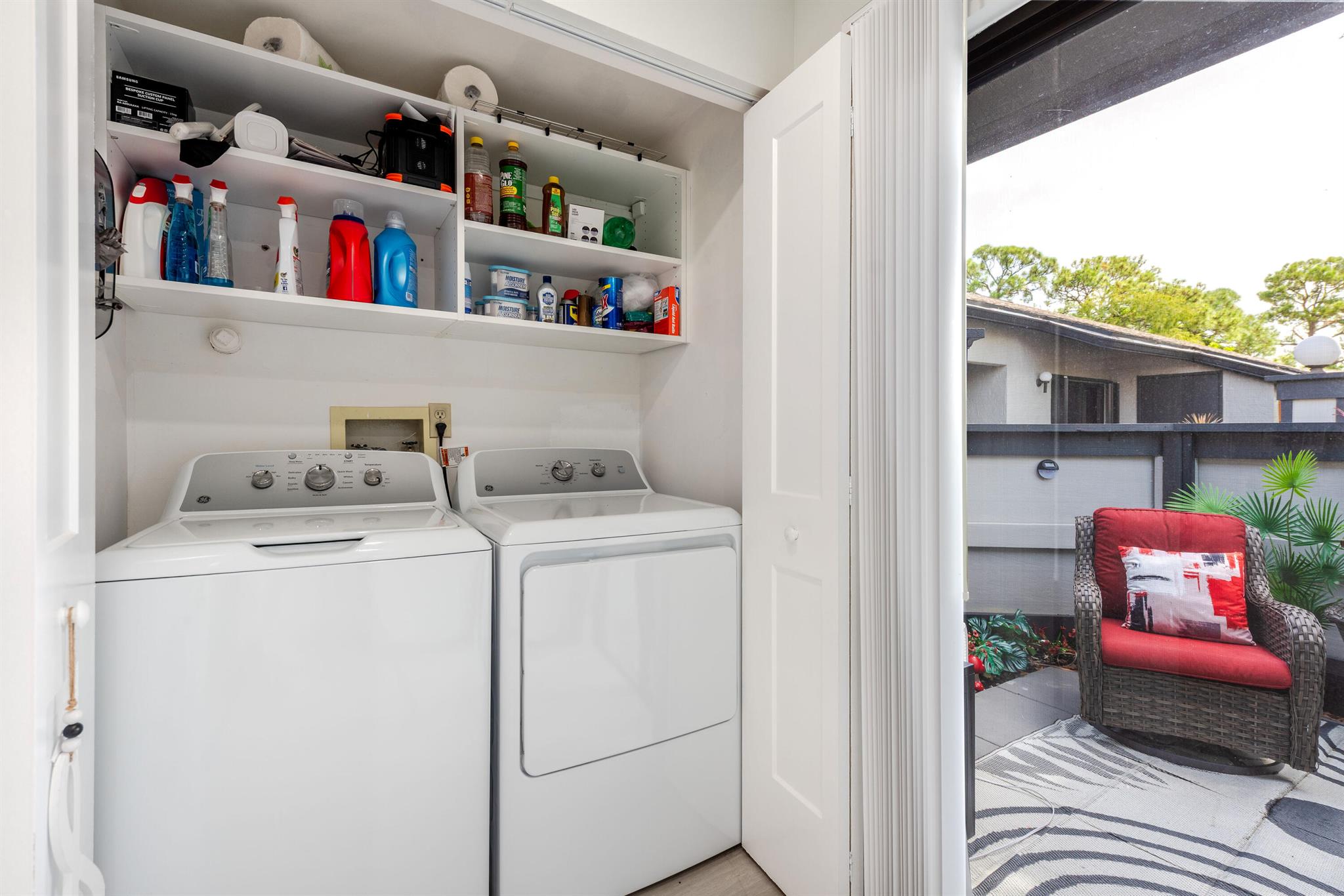 STRATHMORE GATE WEST UNIT - Residential