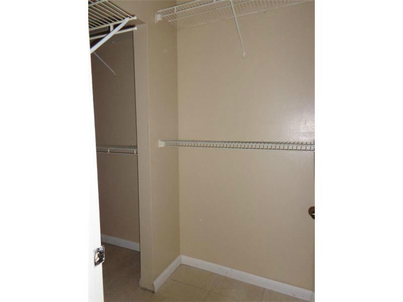 SUMMER LAKE CONDO - Residential Lease