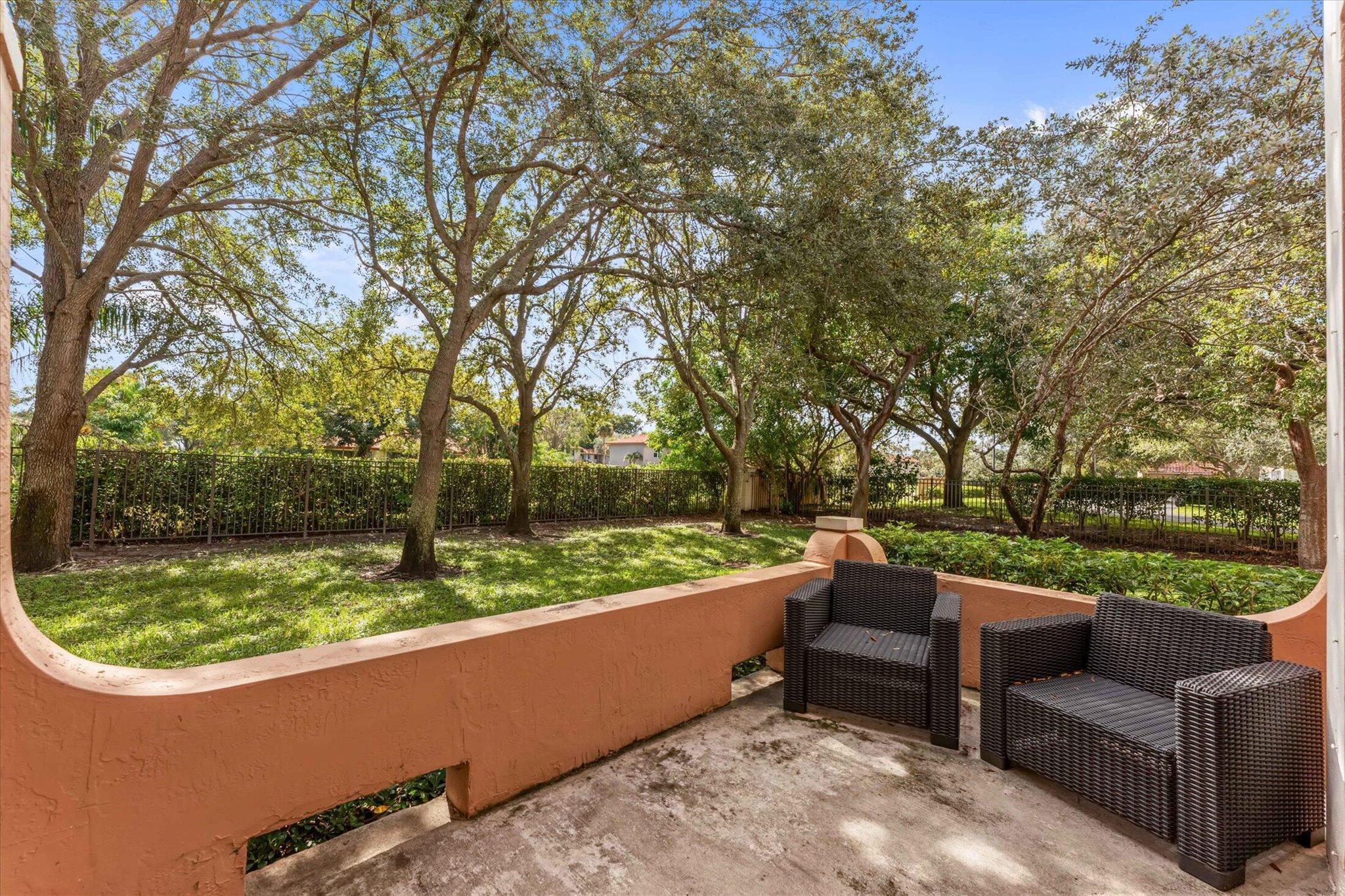 Venetian Villas - Residential