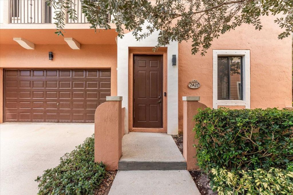 Photo of 2426 Venetian Way, Boynton Beach, FL 33426 (MLS # R11136433)