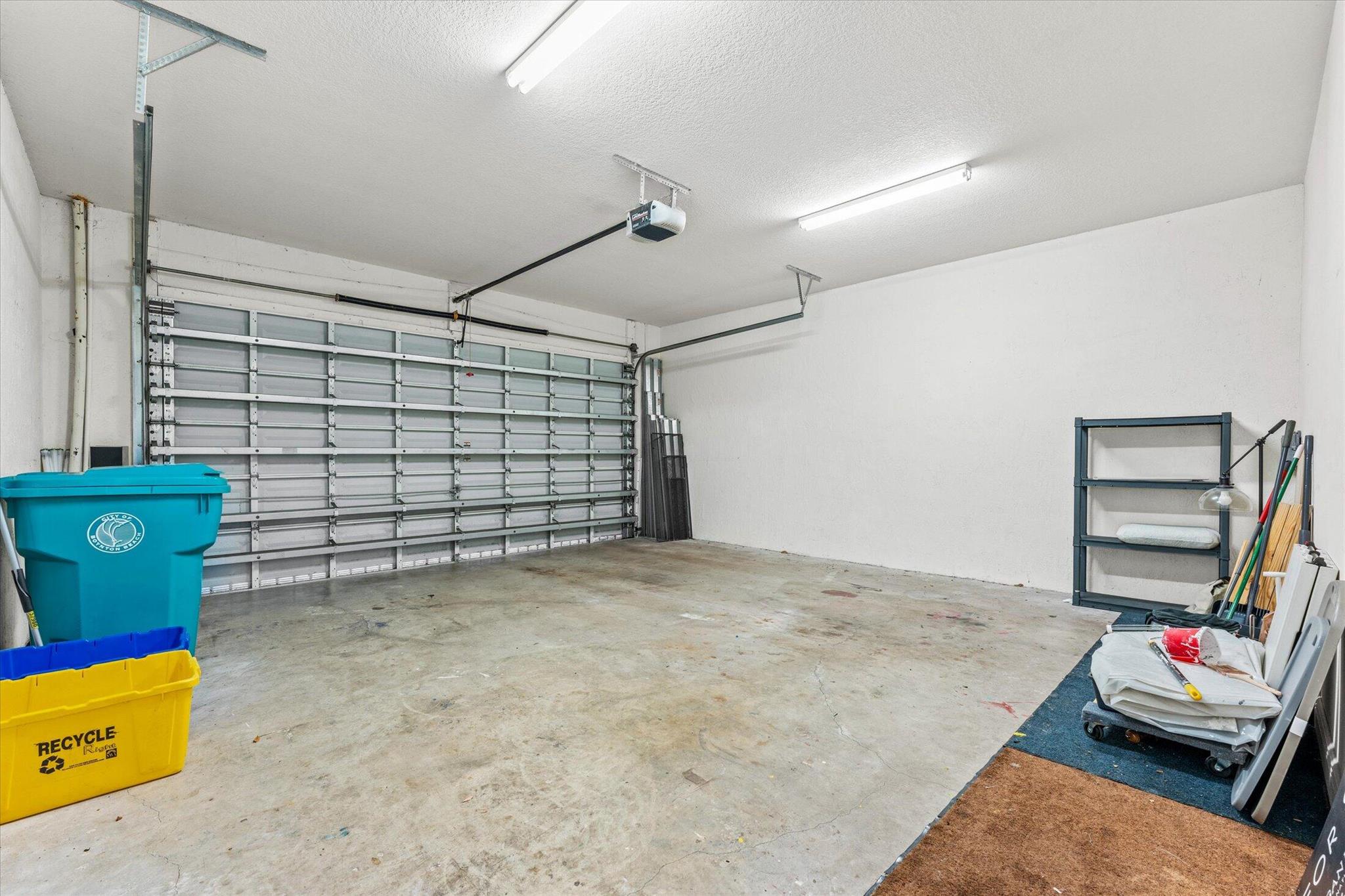 Venetian Villas - Residential