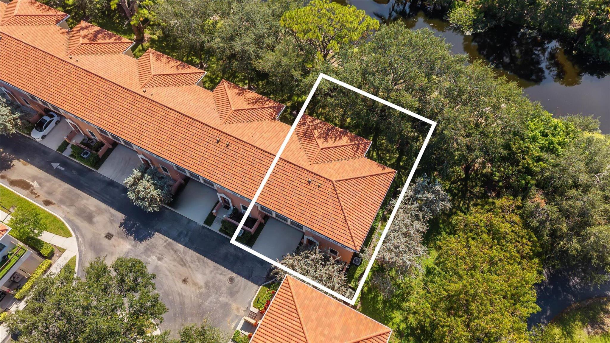 Venetian Villas - Residential