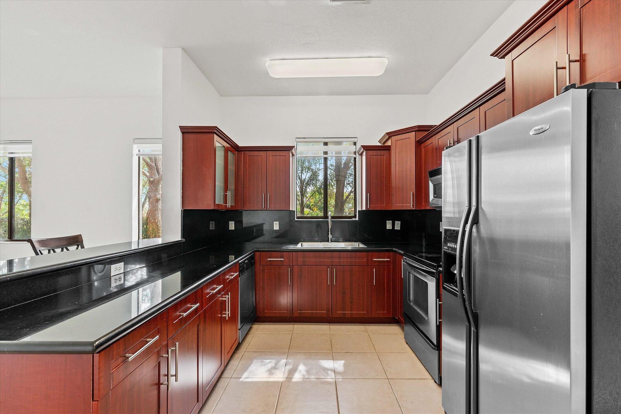 Venetian Villas - Residential