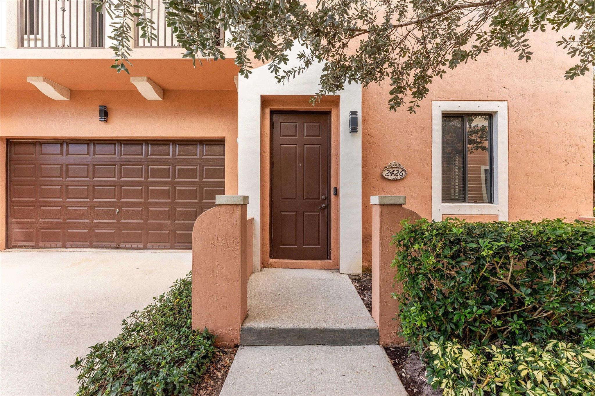 Venetian Villas - Residential