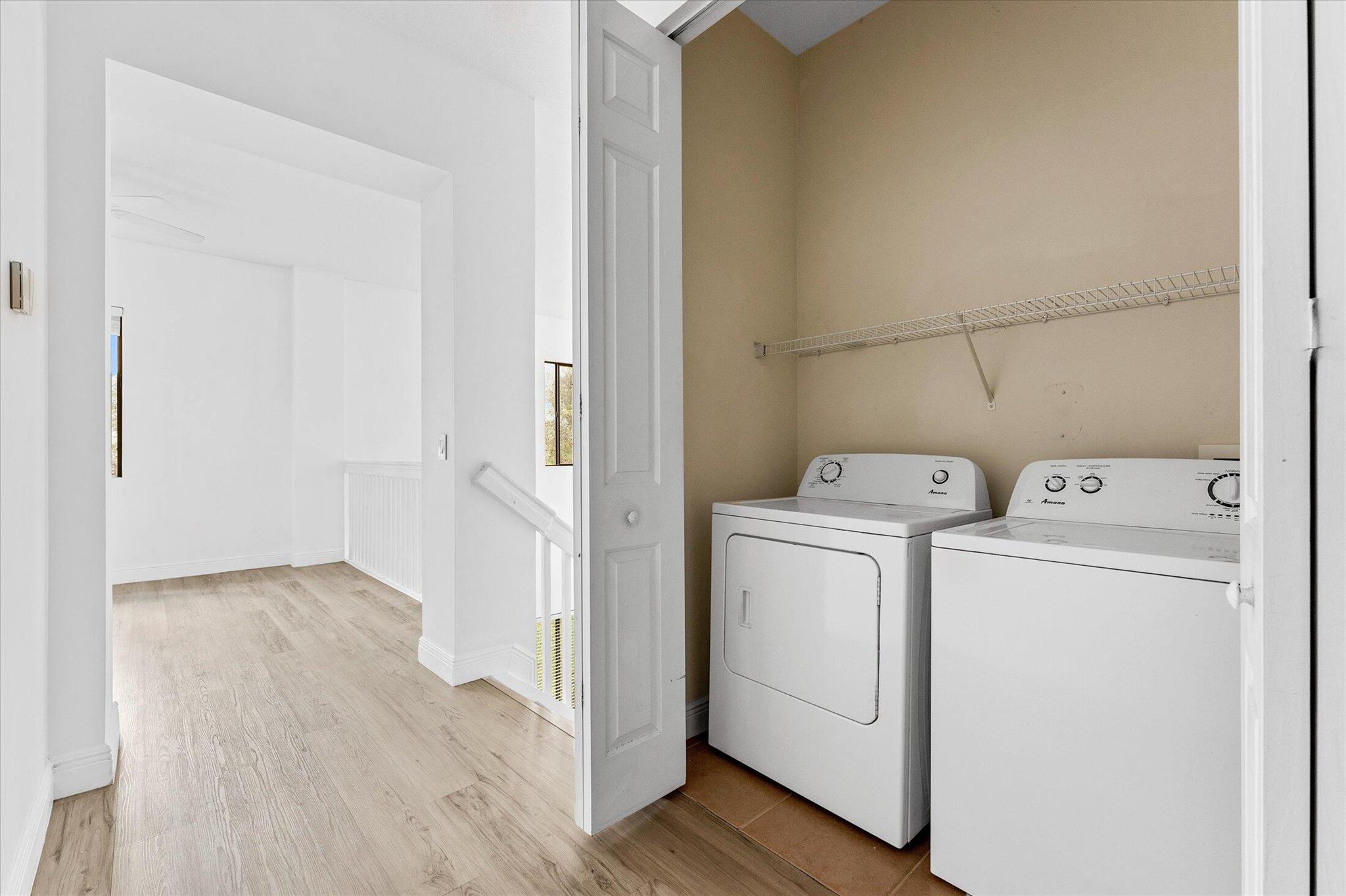 Venetian Villas - Residential