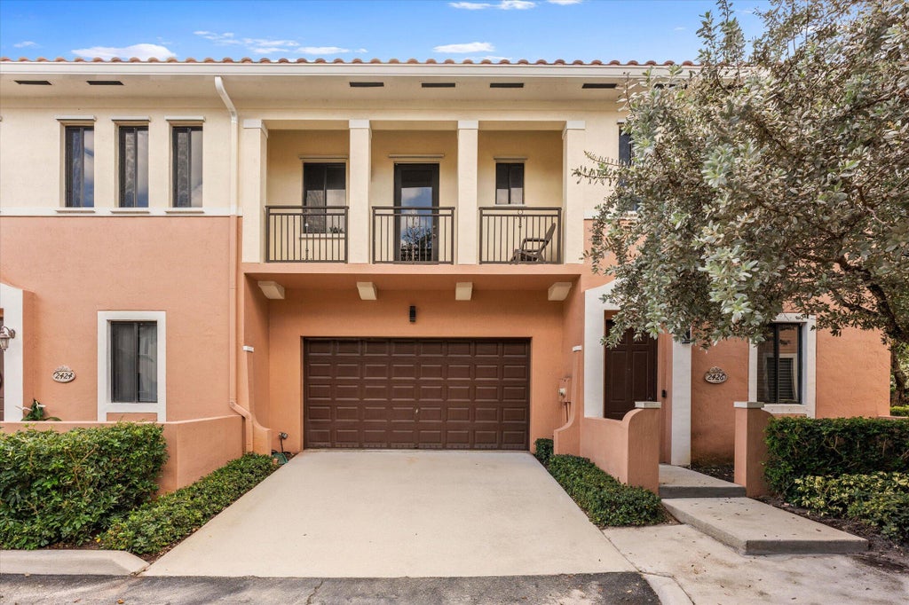 Photo of 2426 Venetian Way, Boynton Beach, FL 33426 (MLS # R11136433)