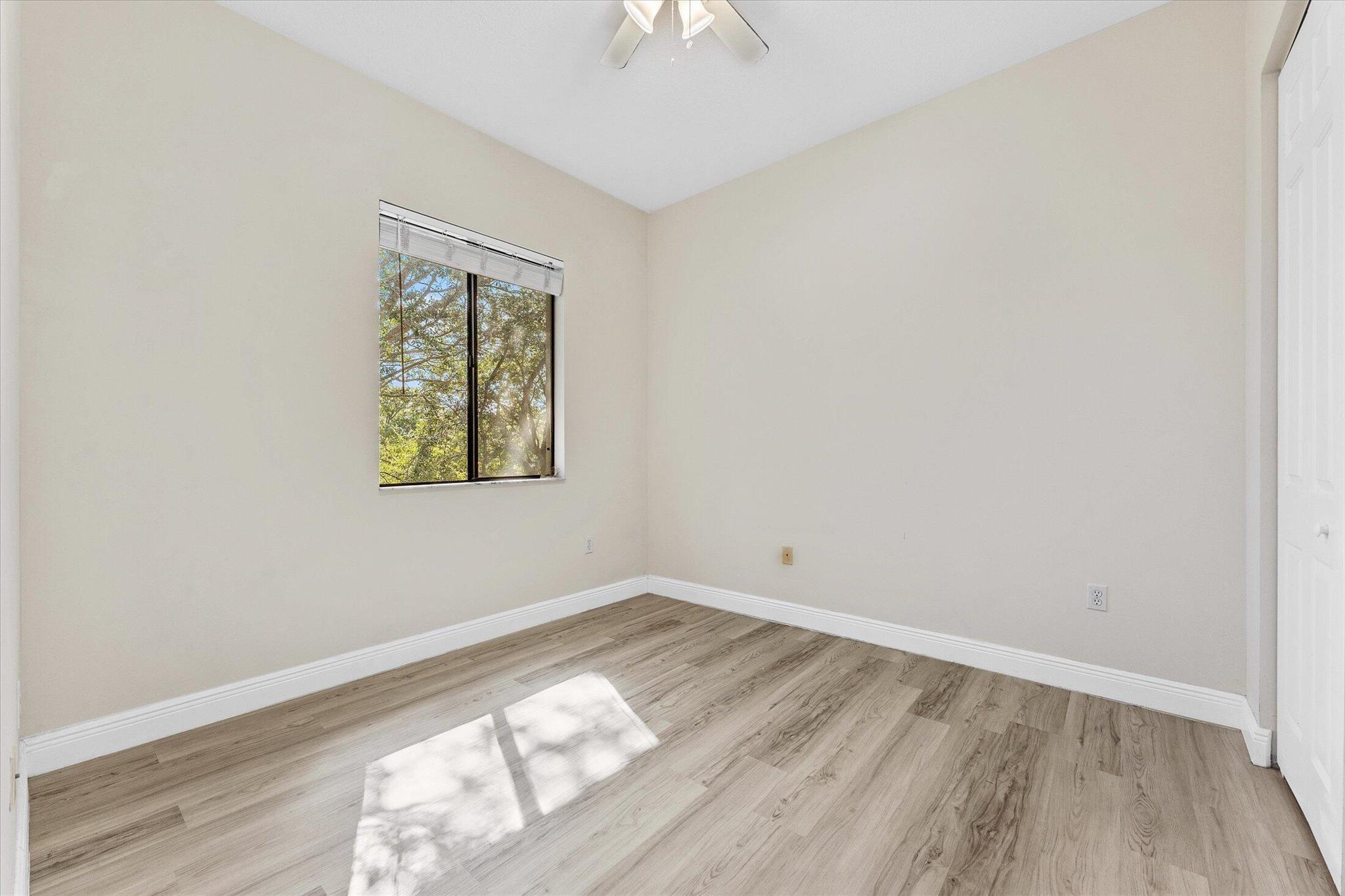 Venetian Villas - Residential