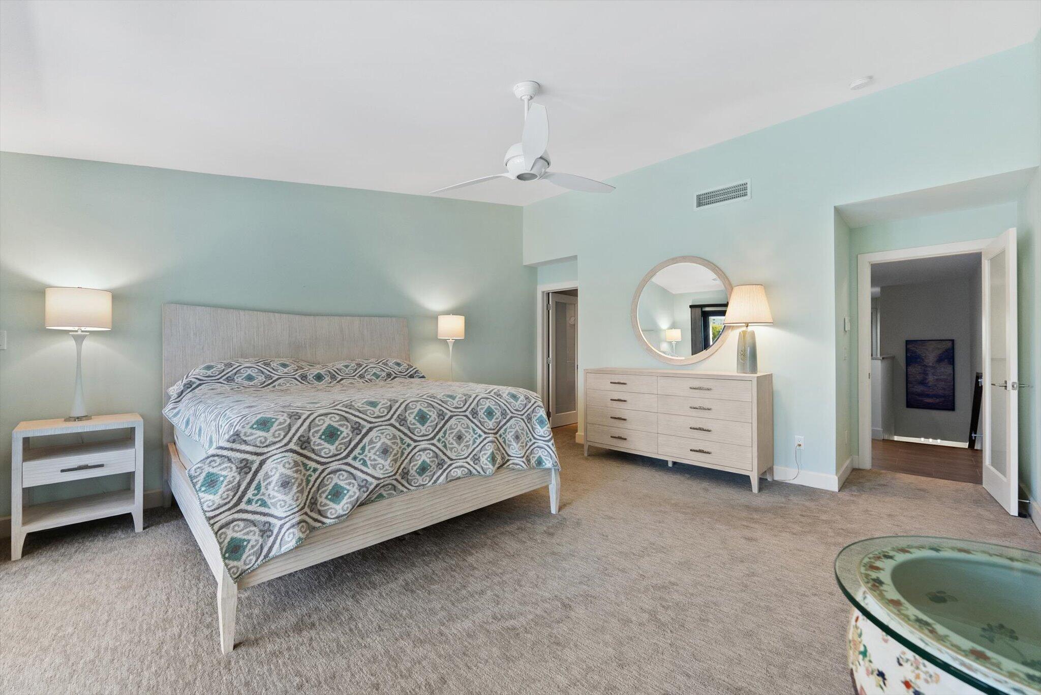 RIVERGATE TOWNHOUSES CONDO - Residential