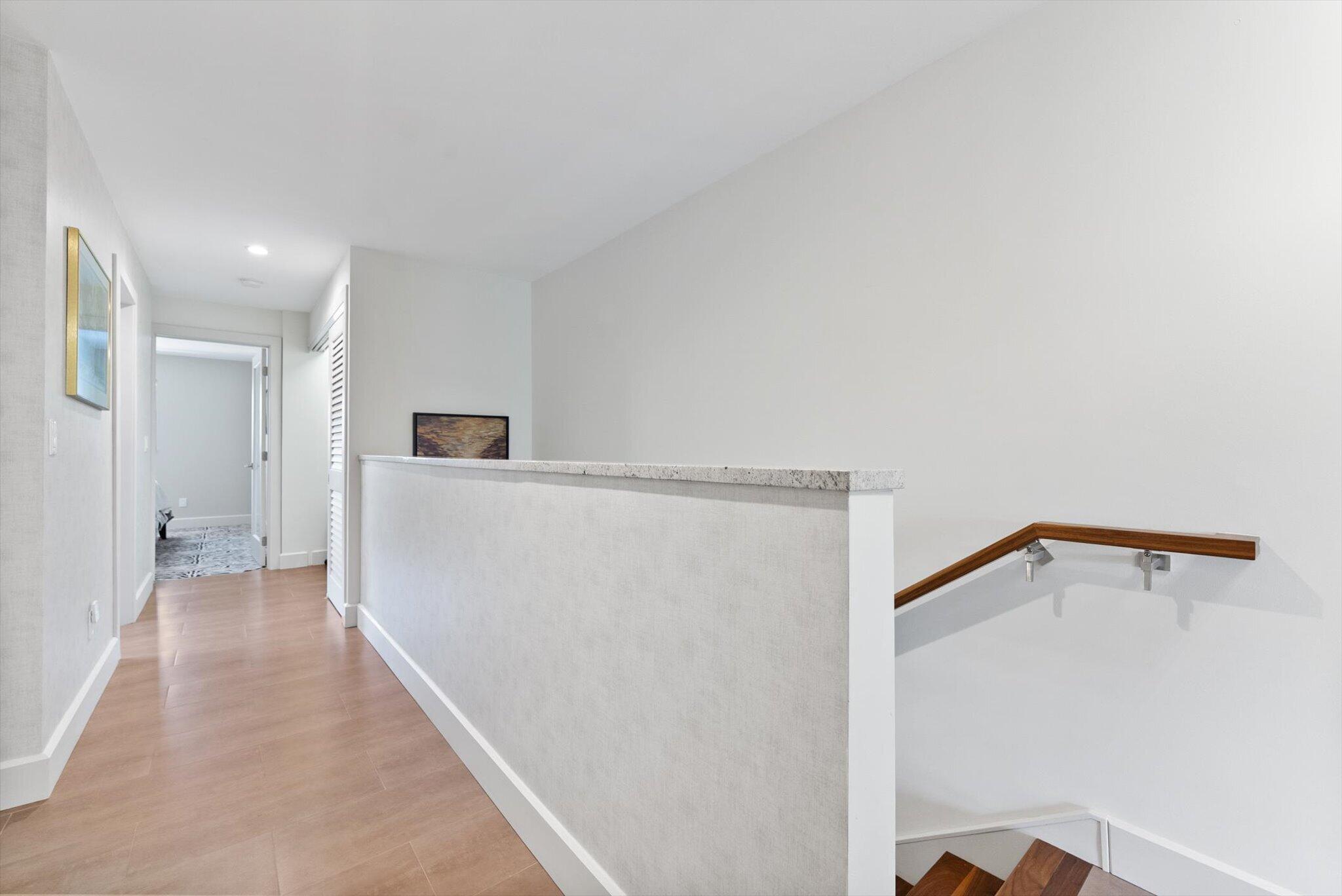 RIVERGATE TOWNHOUSES CONDO - Residential