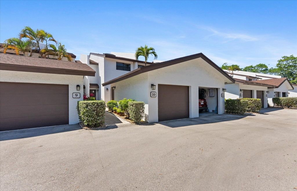 Photo of 1301 N Riverside Drive #10, Pompano Beach, FL 33062 (MLS # B26008219)