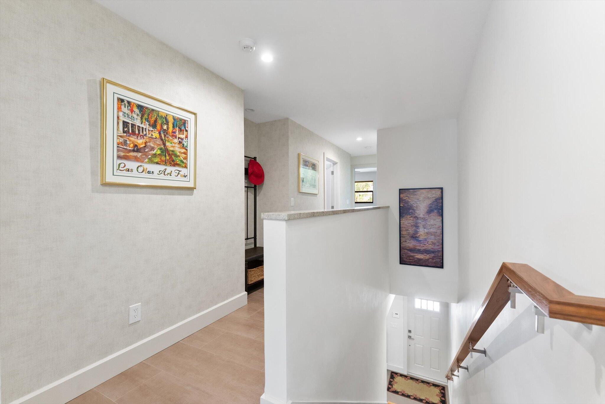 RIVERGATE TOWNHOUSES CONDO - Residential