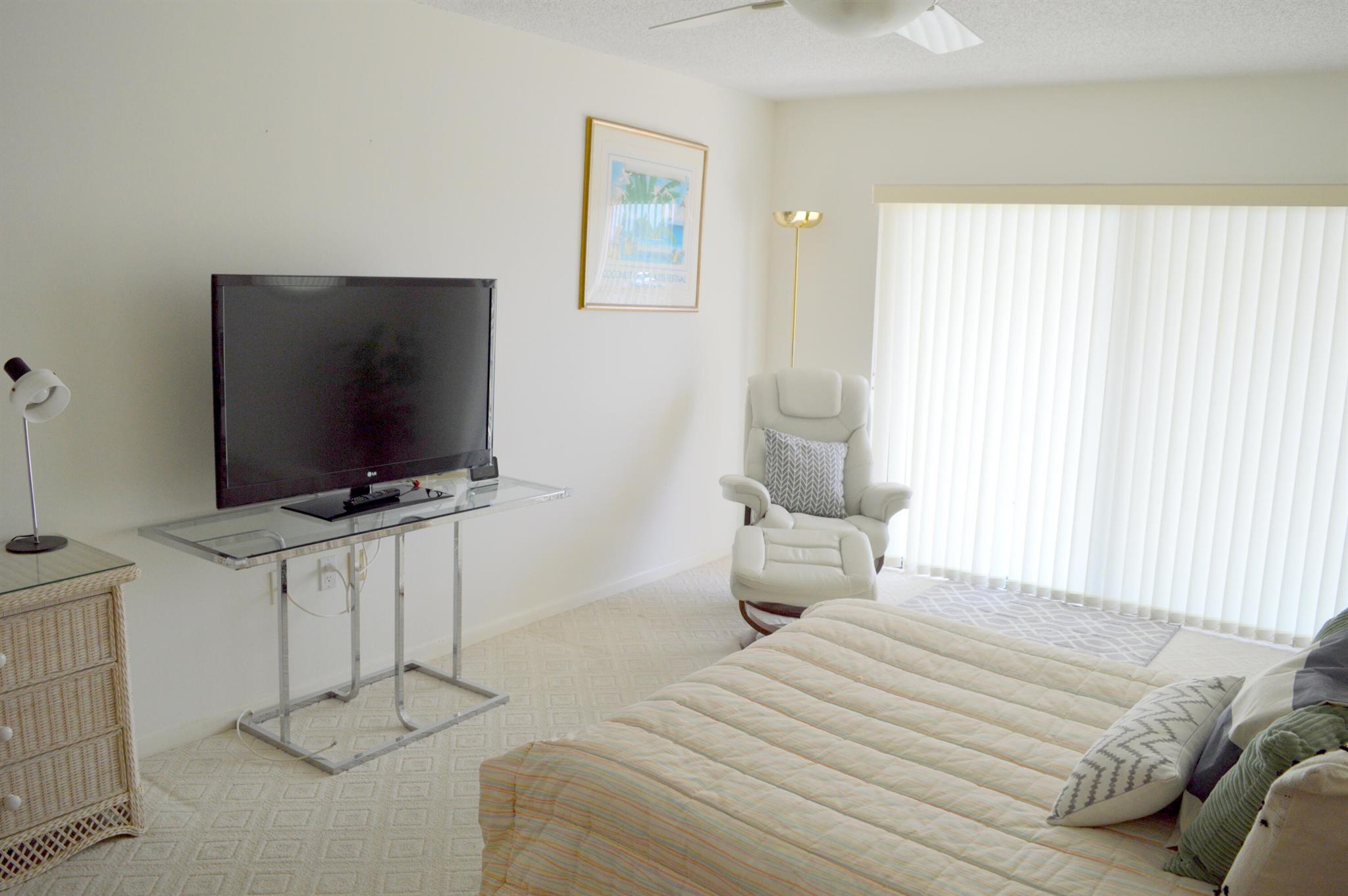 SOUTHGATE CONDO - Residential Lease