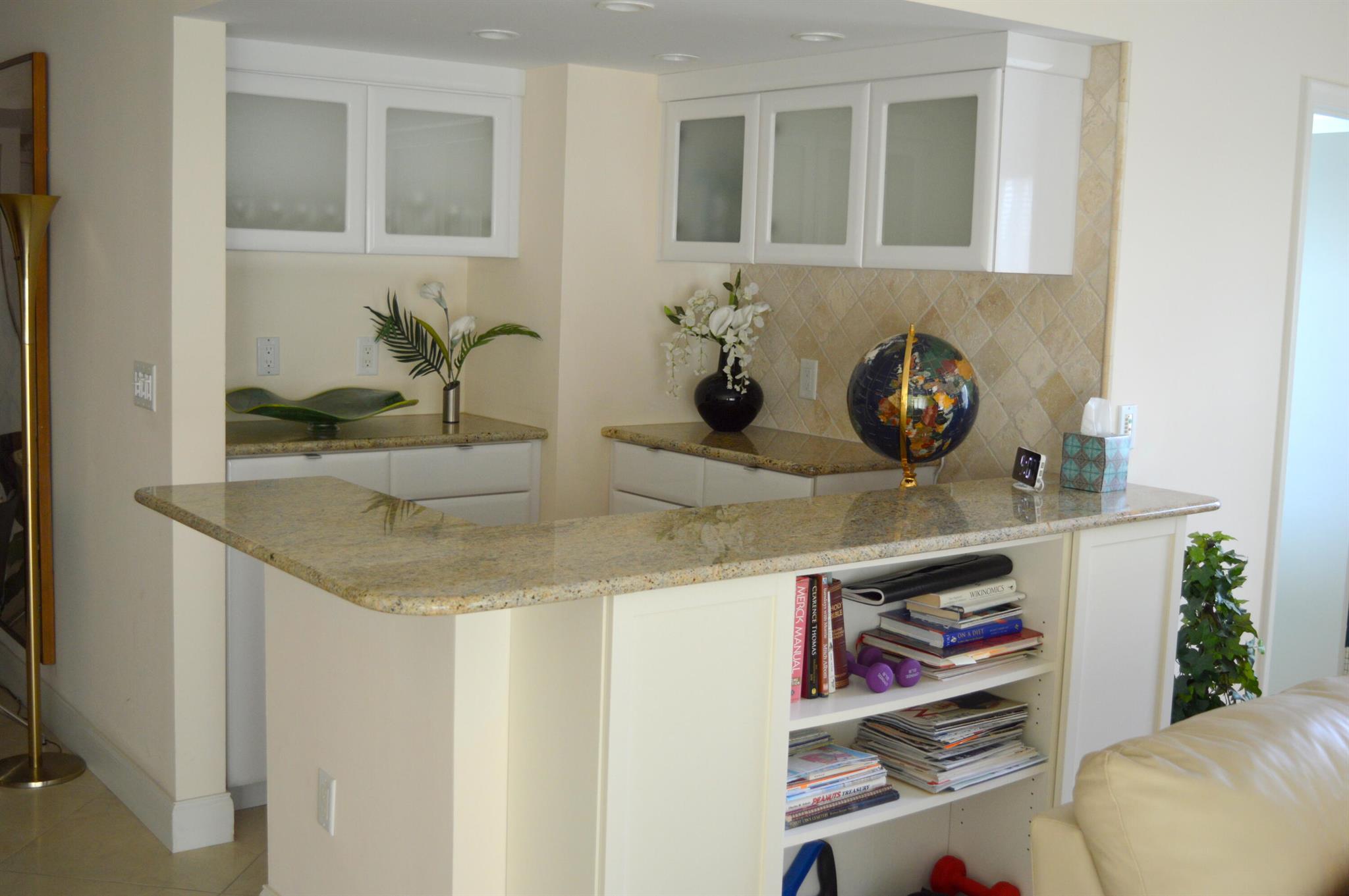 SOUTHGATE CONDO - Residential Lease