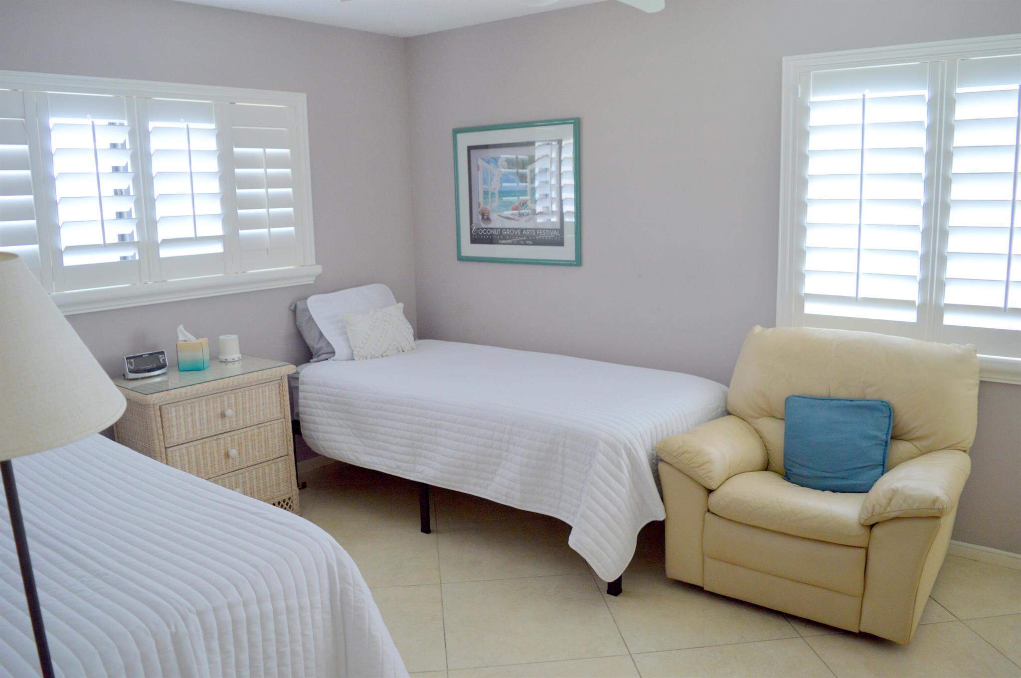 SOUTHGATE CONDO - Residential Lease