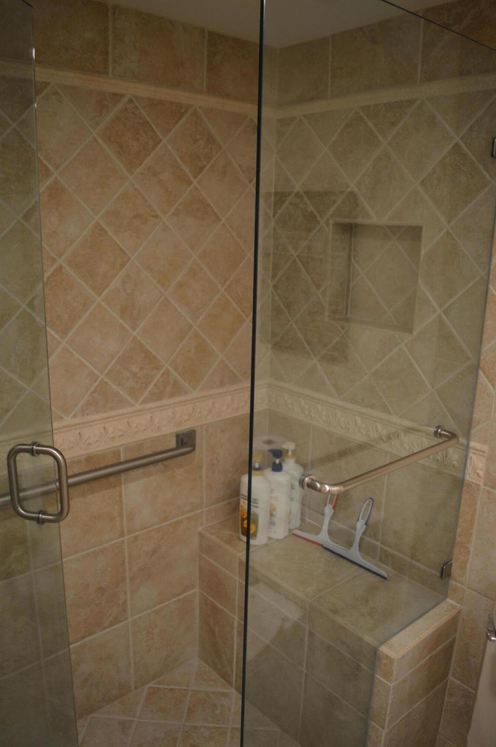 SOUTHGATE CONDO - Residential Lease