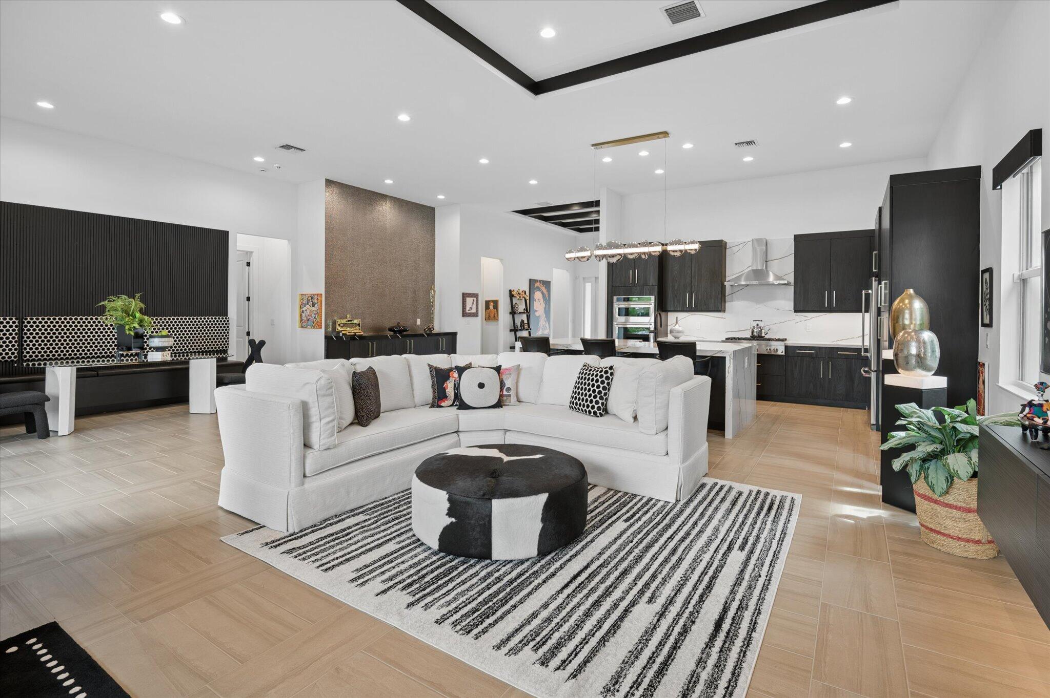 10031 Timber Creek Way