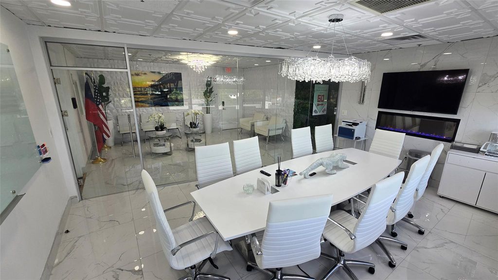 Photo of 2455 E Sunrise Blvd #CU-4G, Fort Lauderdale, FL 33304 (MLS # F10540589)