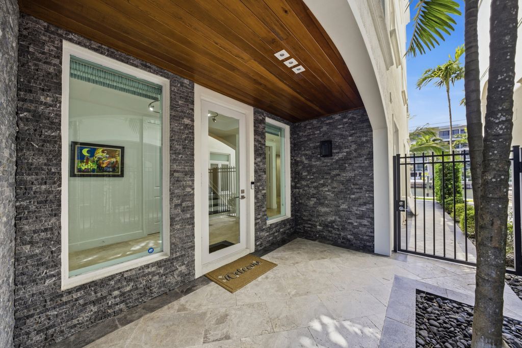 Photo of 69 Isle Of Venice Drive, Fort Lauderdale, FL 33301 (MLS # B26013255)