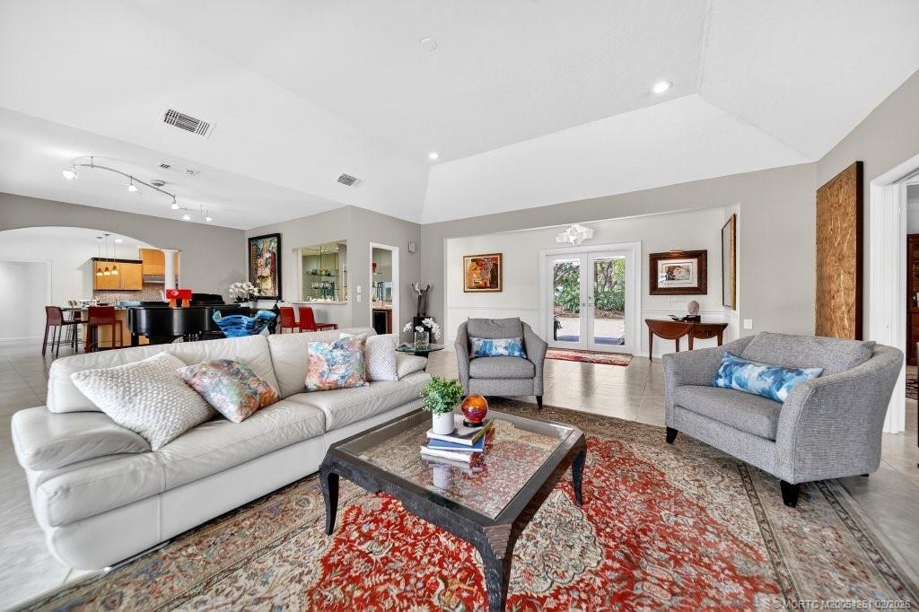 Mid-Rivers, Evergreen - Residential