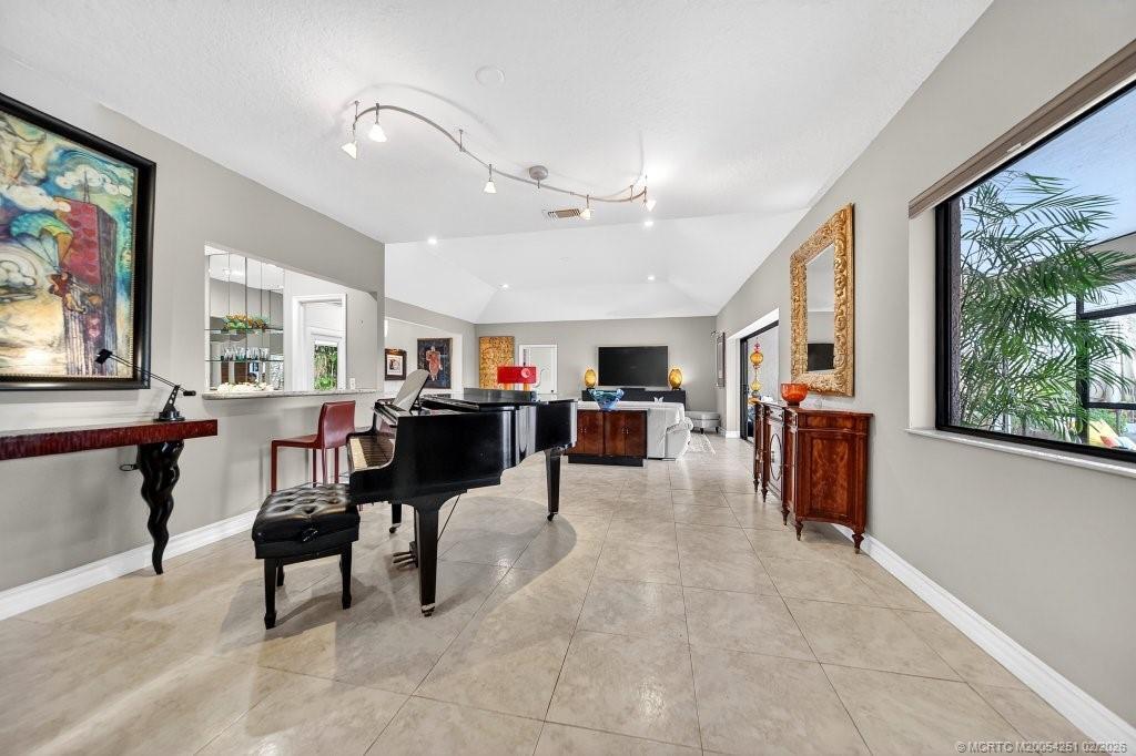 Mid-Rivers, Evergreen - Residential