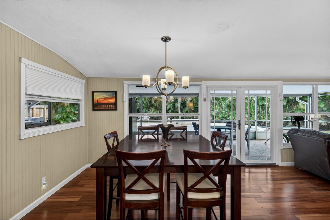 JENADA VILLAS 37-36 B - Residential