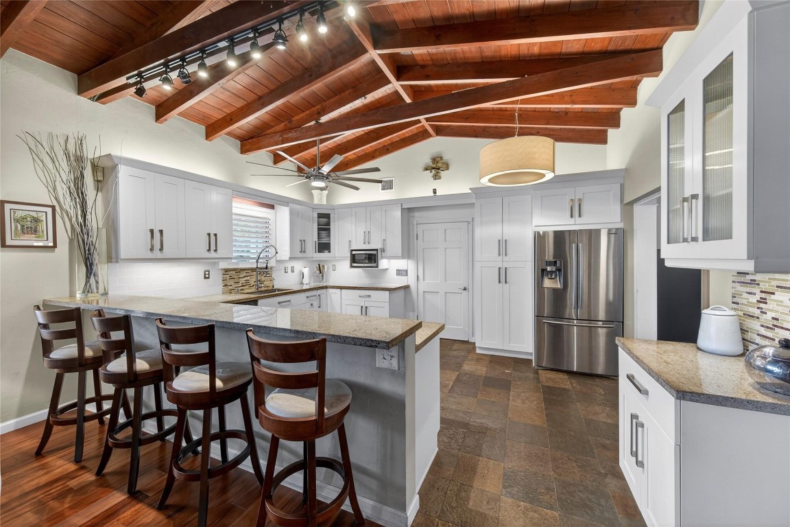 JENADA VILLAS 37-36 B - Residential